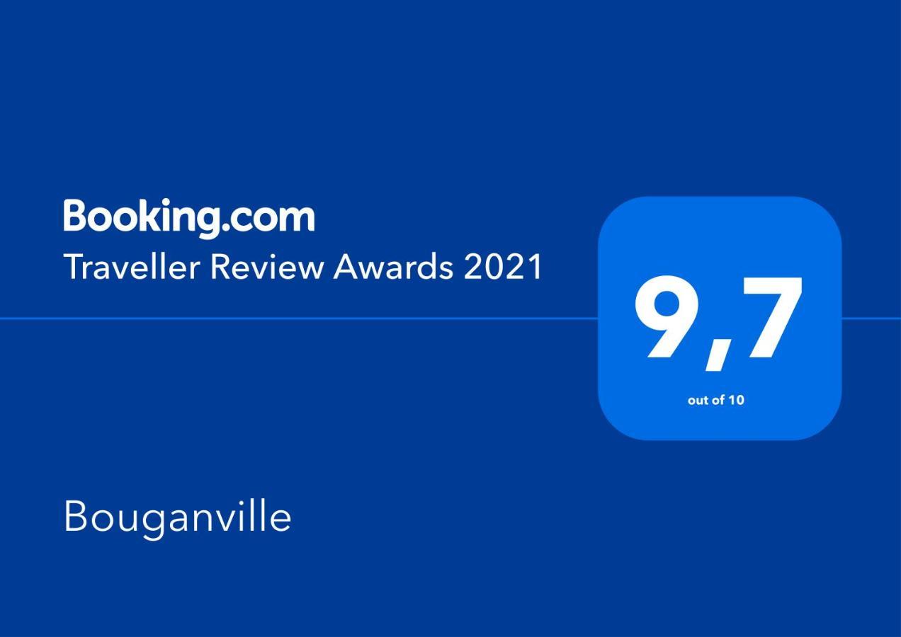 פאלאוקסטריצה Bouganville מראה חיצוני תמונה